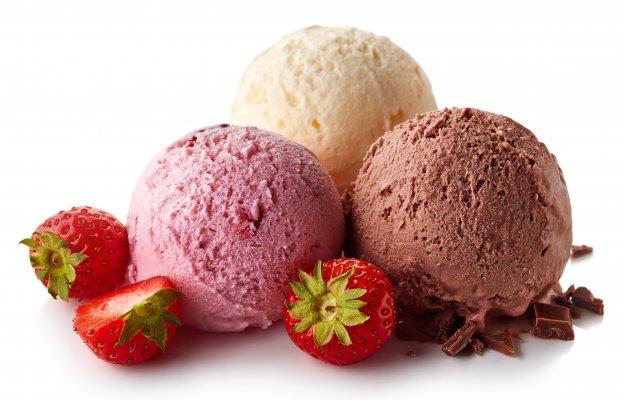 ice cream strawberries blenders 